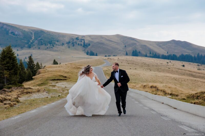 fotograf de nunta, fotograf, nunta, pitesti, mihai, wedding, casatorie, trash the dress, mihai corbescu, sedinta foto, fotografie, photography
