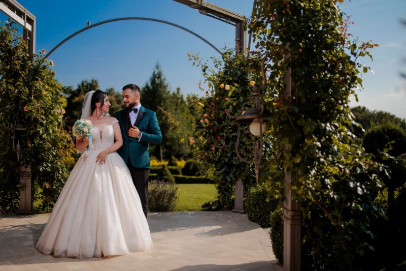 fotograf de nunta, fotograf, nunta, pitesti, mihai, wedding, casatorie, trash the dress, mihai corbescu, sedinta foto, fotografie, photography